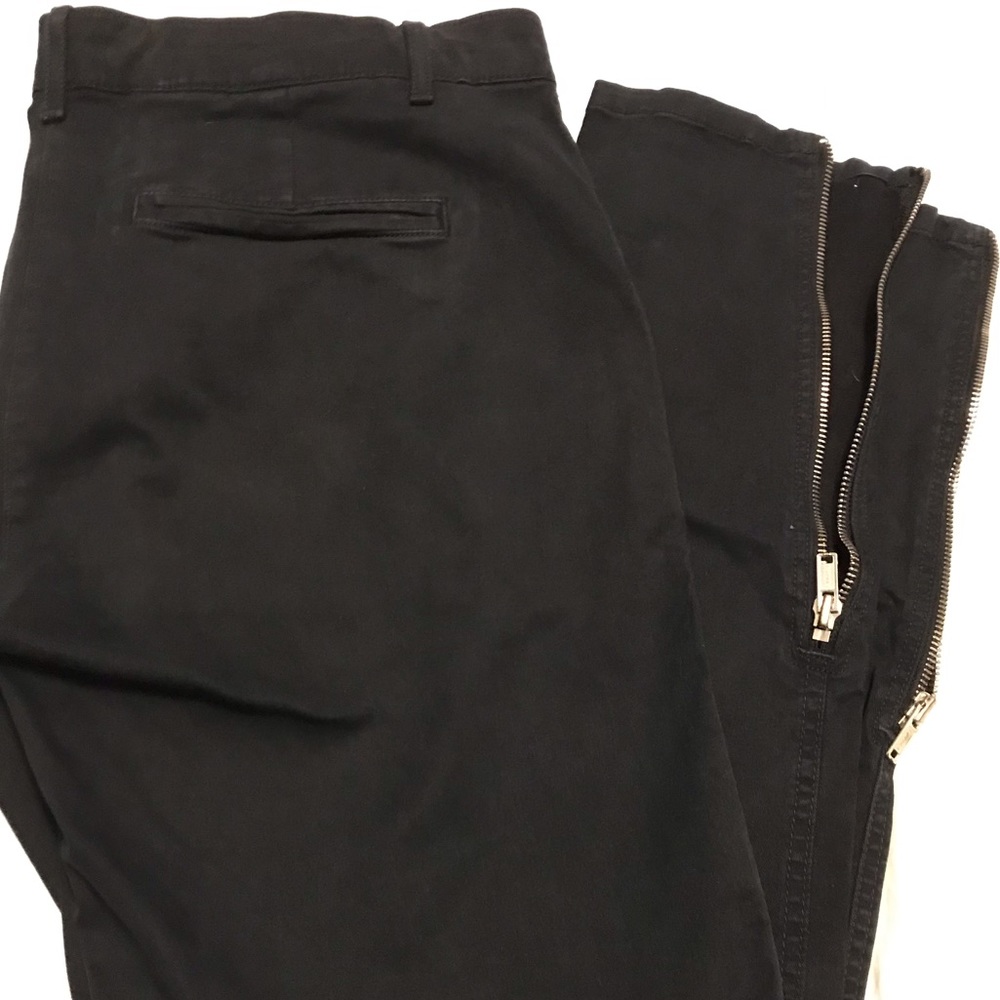 Black skinny jeans